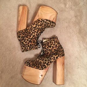 Rare Deandri Tequila Boots